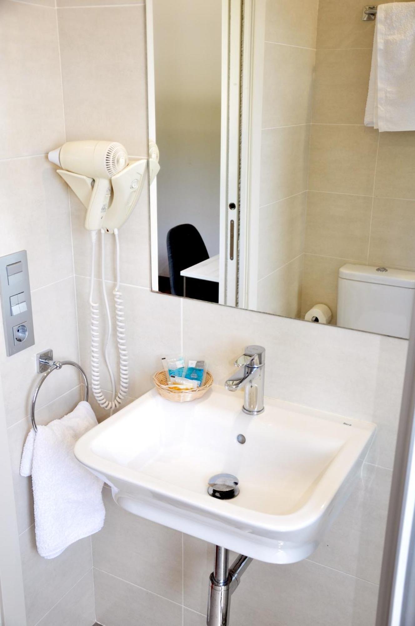 Hostal Paz Gondomar Εξωτερικό φωτογραφία